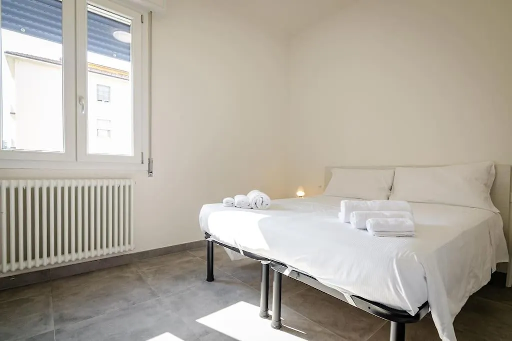 Creti Home 1 Bolonia Apartament